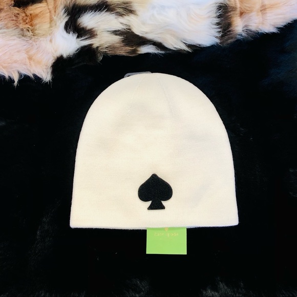 Kate Spade -Winter White Hat Beanie w/ Black Spade - Picture 2 of 13